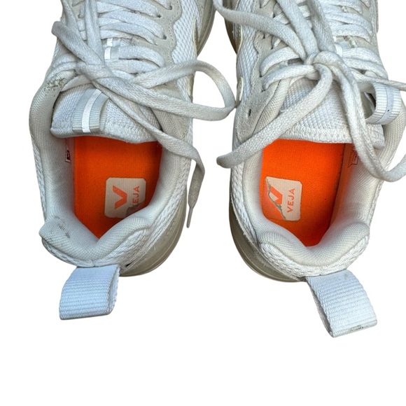 Women’s Veja Gravel White Venturi II Sneakers - Picture 9 of 10